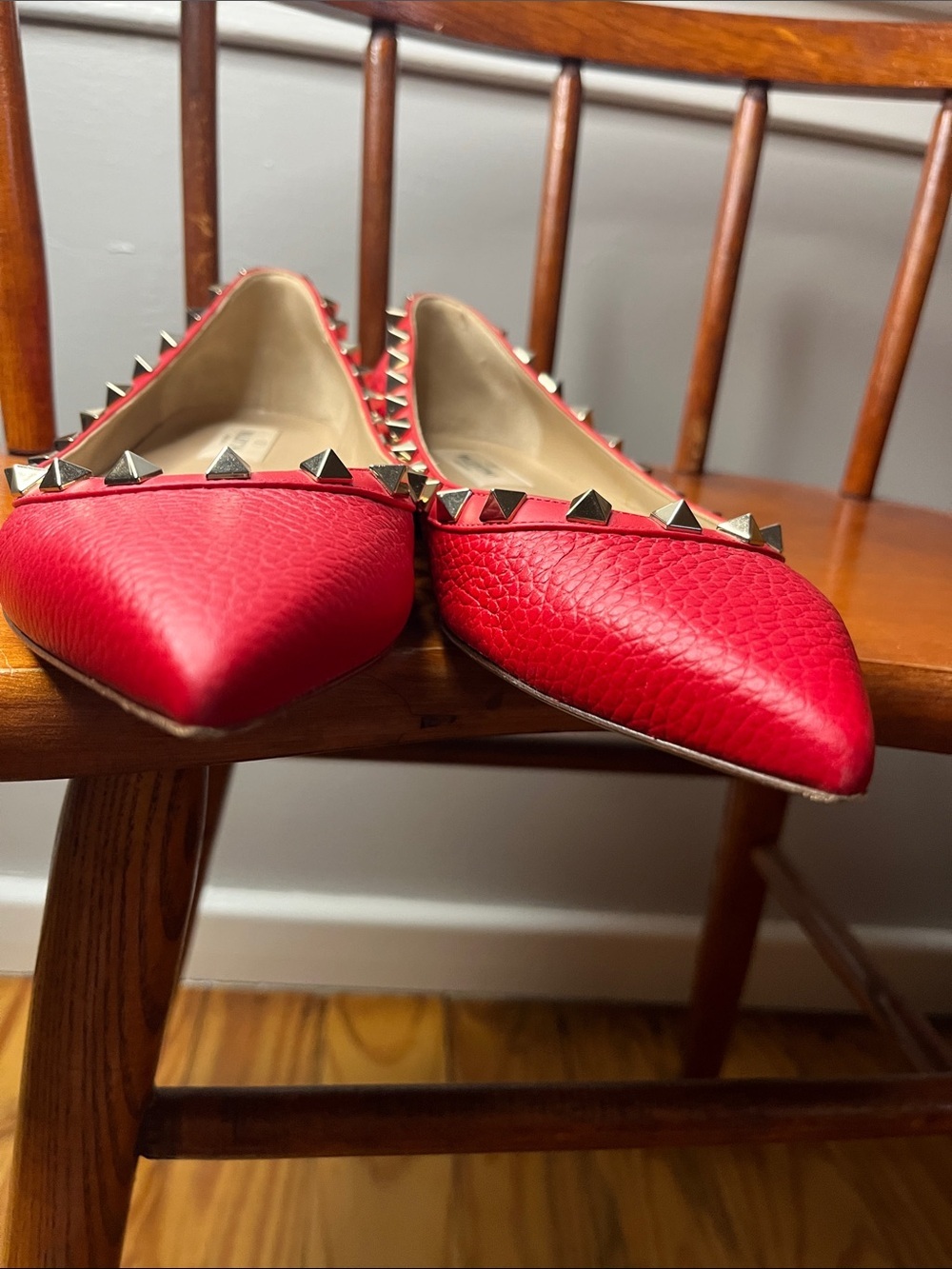 Valentino Garavani Rockstud Pointed Toe Ballerina Flats Red Size 37.5 - Picture 7 of 11